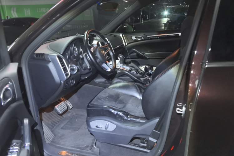 Used Porsche Cayenne 2016 Cayenne Platinum Edition 3.0T
