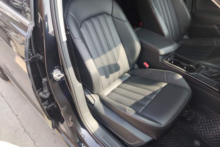 Used Volkswagen Passat 2020 280TSI Business Edition China VI Standard
