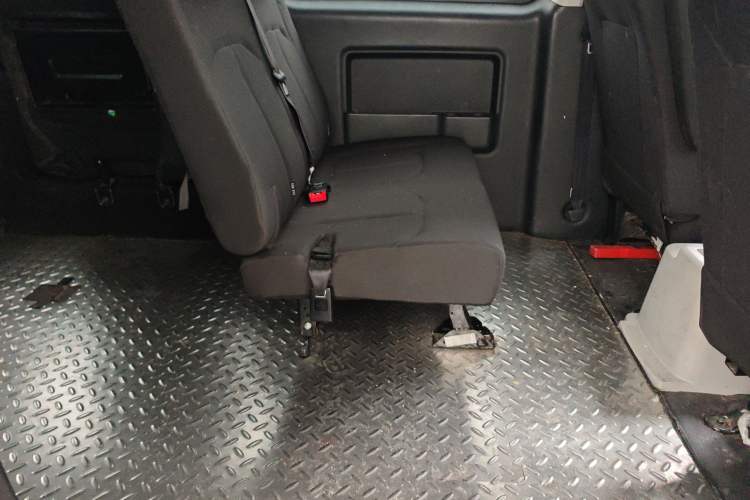 Used JAC Refine M3 2023 PLUS 1.5T 5/7-seat Classic Edition Left Rear Seat