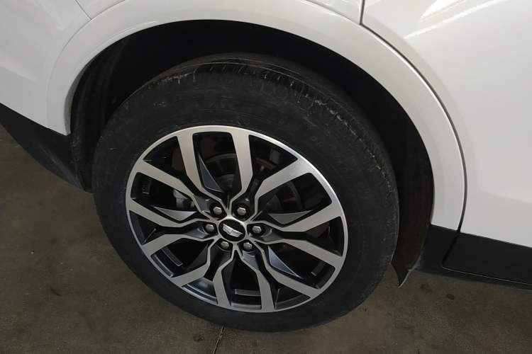 Used Cadillac XT5 2022 2.0T Four-Wheel Drive Premium Edition Exterior 3