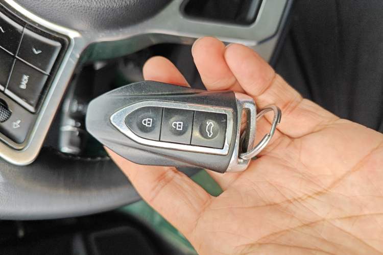 Used Zotye Domy X7 2018 2.0T Automatic Prestige Edition Vehicle Key