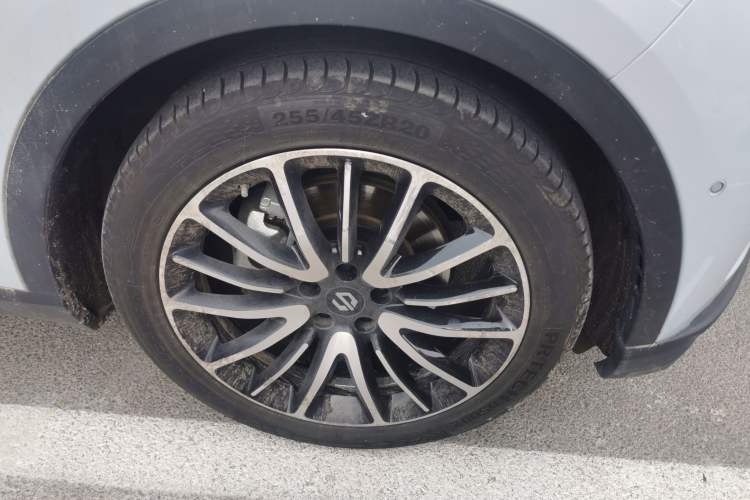 Used Leapmotor C11 2021 Luxury Edition Right Front Wheel Hub