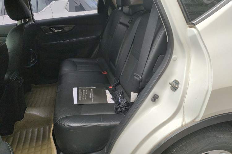 Used Nissan X-Trail 2014 2.5L CVT Luxury Edition 4WD