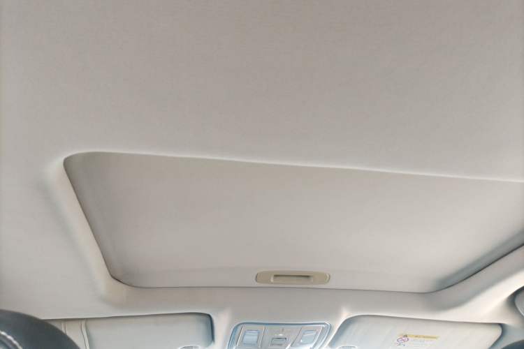 Used Geely Auto Vision X6 2016 1.8L Manual Luxury Model