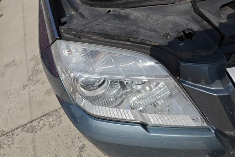 Used Mercedes-Benz GLK-Class 2012 GLK 300 4MATIC Dynamic Edition Right Front Headlight