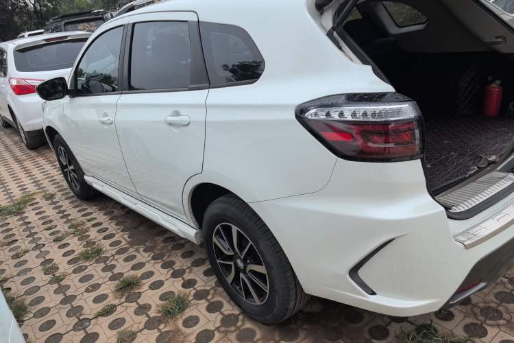 Used Venucia T70 2018 1.6L Manual Enjoyment Edition
