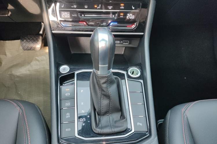 Used Volkswagen Lavida 2024 300TSI DSG Starry Sky Leading Edition
