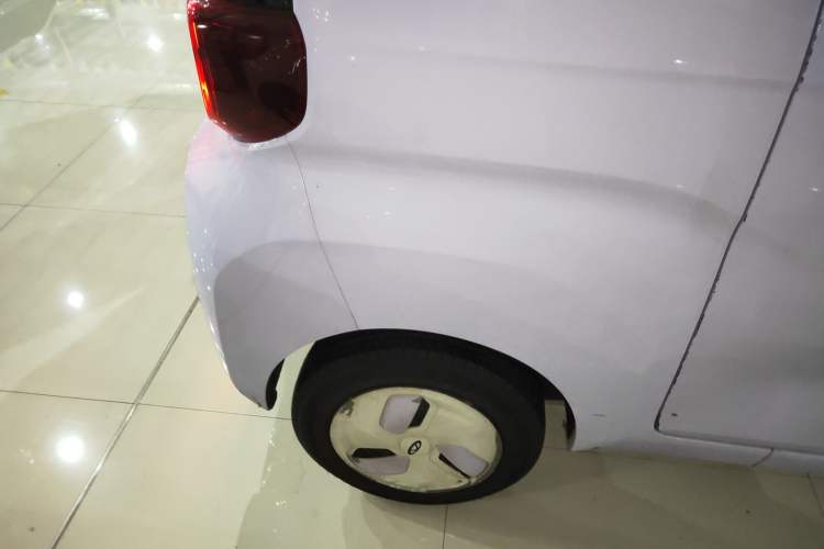 Used Chery QQ Ice Cream 2022 170km Sundae Phosphate Lithium-Ion