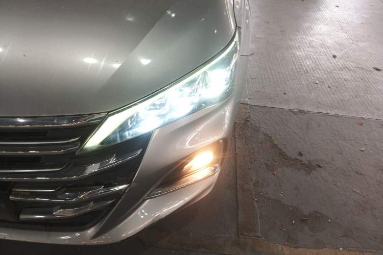 Used GAC Trumpchi GA6 2019 270T Automatic Luxury Edition Left Front Headlight