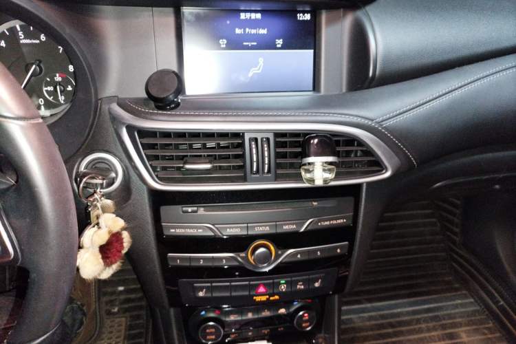 Used Infiniti QX30 2017 1.6T Two-Wheel-Drive Sport Edition