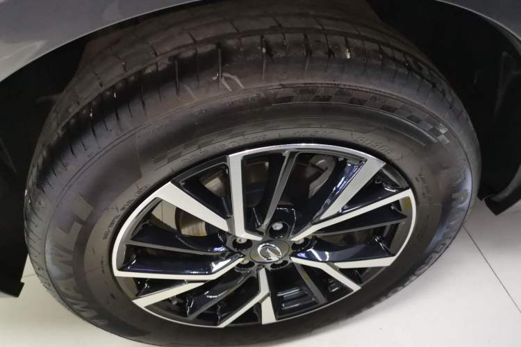 Used GAC Trumpchi GS4 2024 MAX 1.5T Flagship Edition Right Rear Wheel Hub