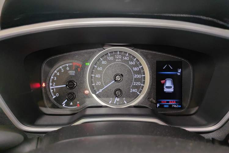 Used Toyota FRONTLANDER 2022 2.0L CVT Luxury PLUS Edition