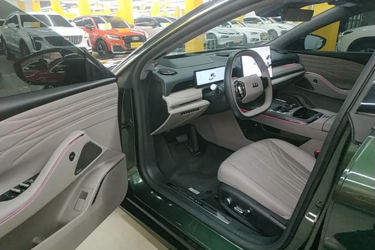 Used Geely Galaxy 8 2025 130km EM-P Starship Edition Driver Seat