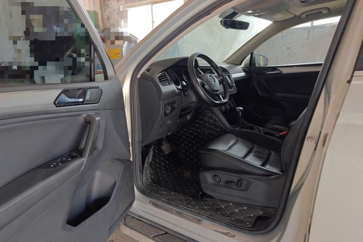 Used Volkswagen Tiguan L 2017 330TSI Automatic Two-Wheel Drive Luxury Edition
