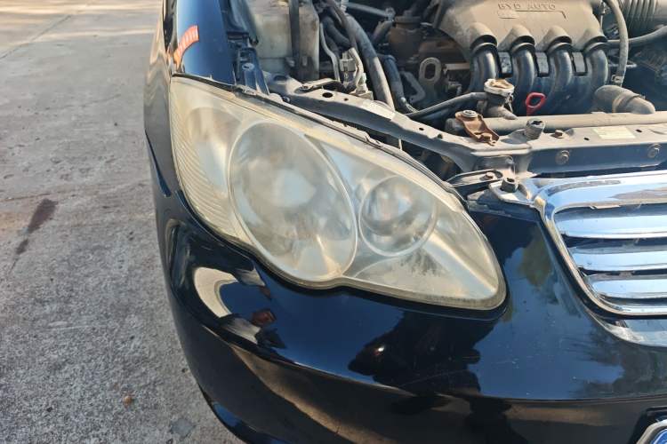 Used BYD F3 2009 1.5L Smart Platinum Edition Standard GL-i Right Front Headlight