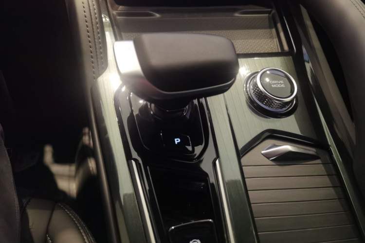 Used Geely Auto Monjaro L 2023 2.0TD High-Power Automatic Two-Wheel Drive Flagship Version
