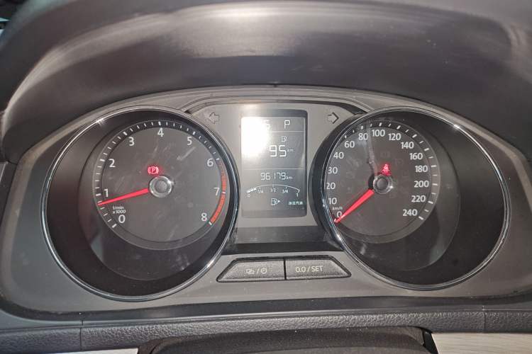 Used Volkswagen Gran Lavida 2017 180TSI DSG Comfort Edition
