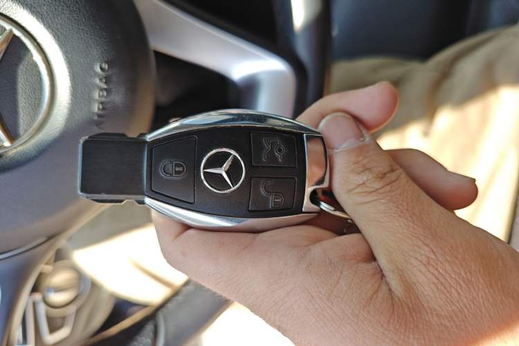 Used Mercedes-Benz C-Class 2017 Restyled C 180 L Fashion Edition Sport Version
