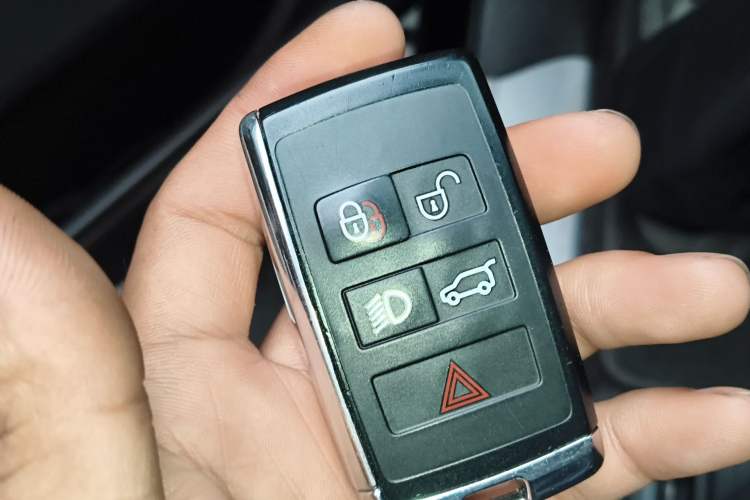 Used Land Rover Range 2019 3.0 SC V6 Long-wheelbase Version Vehicle Key