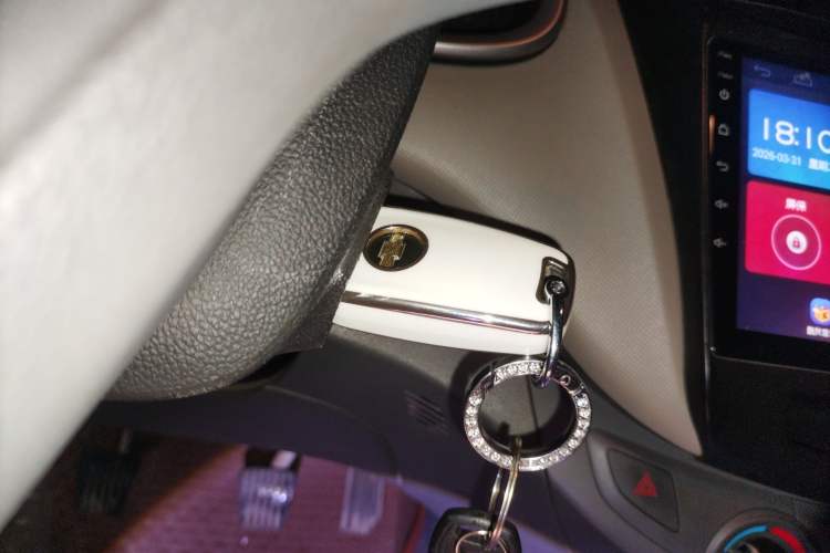 Used Chevrolet Sail 2015 Sail 3 1.5L Manual with Ideal Sunroof Edition