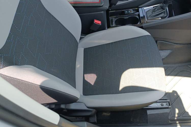 Used Jetta VS7 2023 280TSI Automatic Trend Edition Right Front Seat