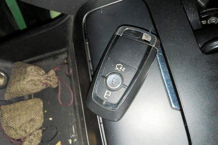 Used Ford Mondeo 2018 EcoBoost 180 Smart Control Fashion Model China V Standard