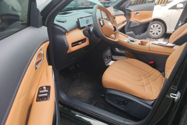 Used Geely Galaxy Xingjian 7 EM-i 2025 120km Exploration+ Version Driver Seat