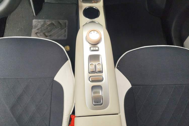 Used CHANGAN NEVO Lumin 2025 205 km Xiangqin Version