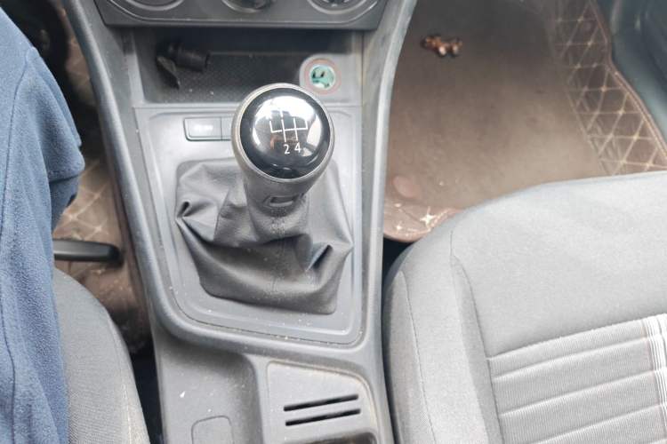 Used Volkswagen Lavida 2019 Lavida Start 1.5L Manual Fashion Edition China VI Standard Gear Lever