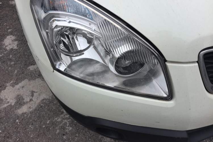 Used Nissan Qashqai 2011 2.0 XL Fire 6MT 2WD Right Front Headlight
