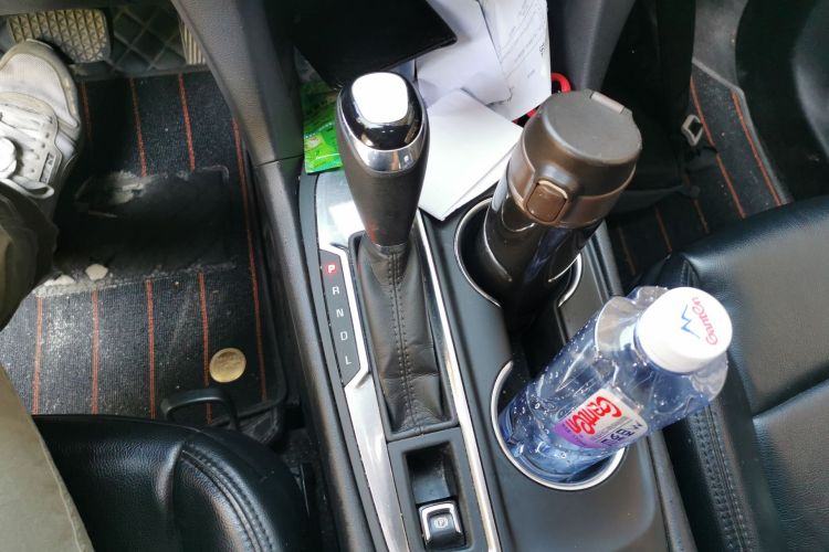 Used Chevrolet Equinox 2019 535T Automatic Lingjie Edition China VI Standard Gear Lever