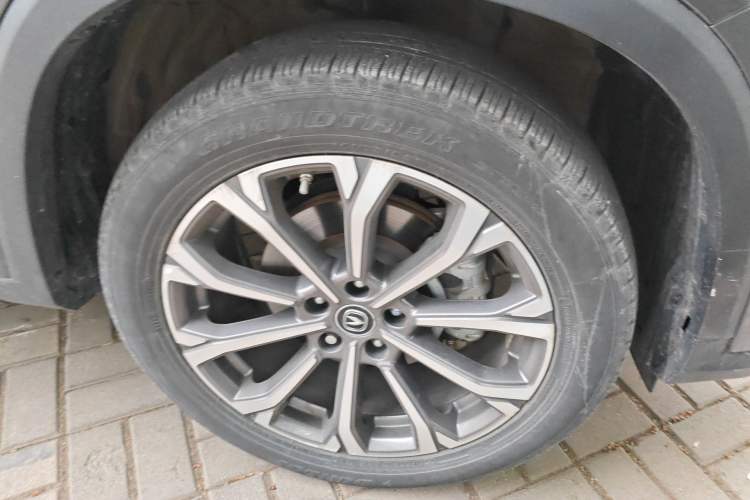 Used CHANGAN CS75 PLUS 2020 2.0T Automatic Pilot Version Right Front Wheel Hub