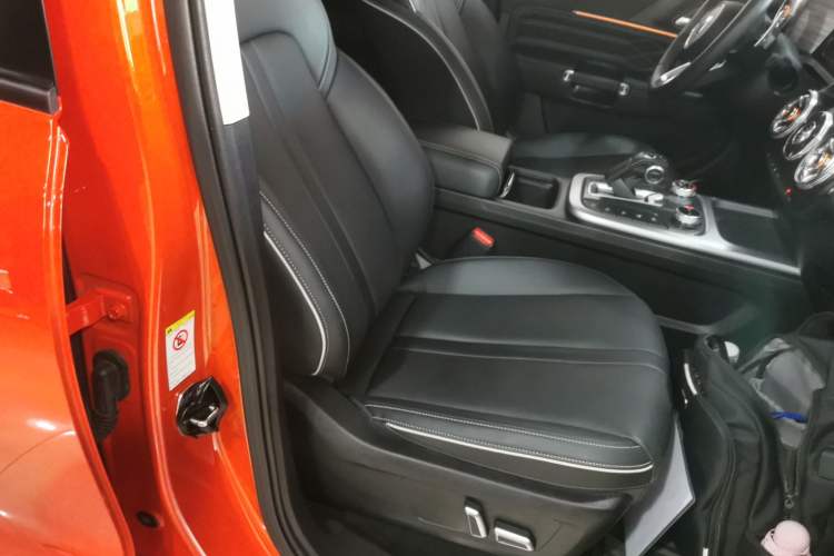 Used Tank 300 2023 City Edition 2.0T—Stylish as Ever
