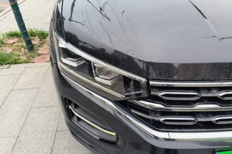 Used Volkswagen Tayron 2022 280TSI Two-Wheel Drive Luxury Smart Connectivity Version
