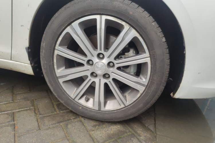 Used Peugeot 408 2016 1.6T Automatic Luxury Edition
