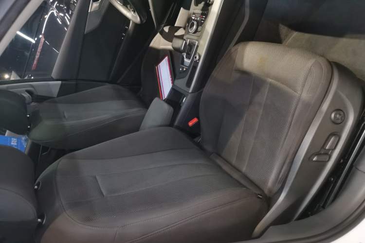 Used Audi A4L 2018 30th Anniversary Edition 40 TFSI Trendy Model