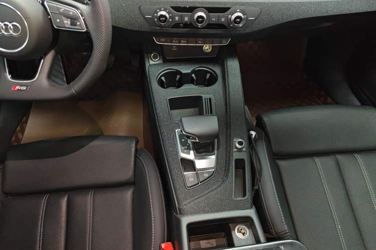 Used Audi A4L 2022 40 TFSI Fashion Dynamic Model