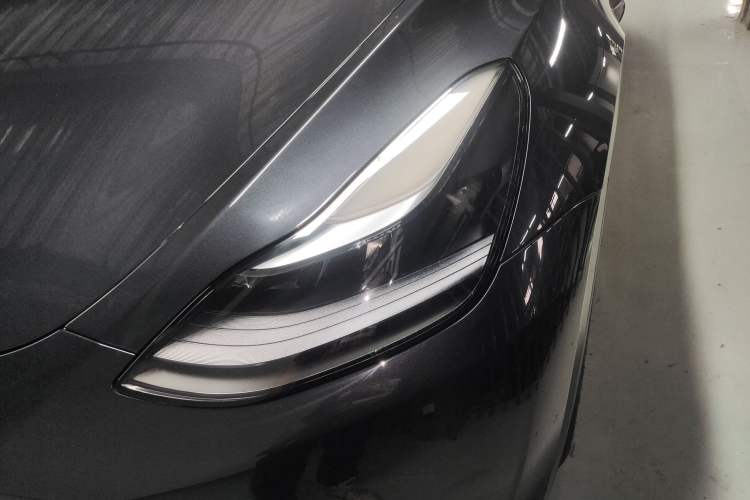 Used Tesla Model Y 2024 Rear-Wheel-Drive Version
