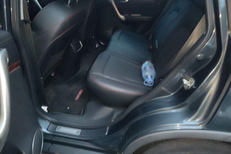 Used Haval H6 2015 Revised Version Sport Edition 1.5T Manual Transmission Two-Wheel Drive Elite Grade