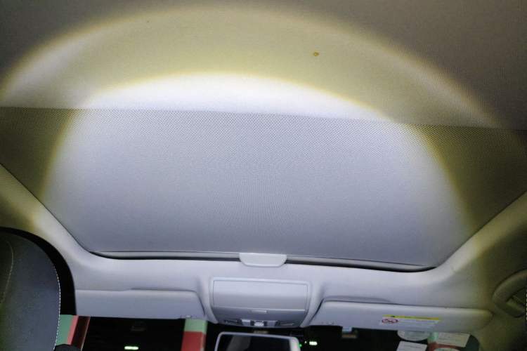 Used Volkswagen Lamando 2015 280TSI DSG Comfort Edition
