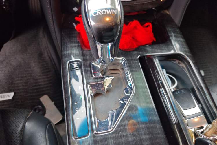 Used Toyota Crown 2015 2.0T Fashion Edition