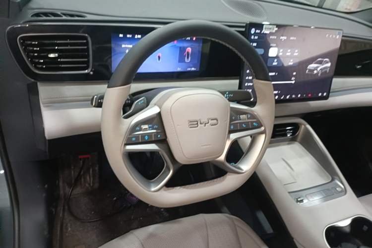 Used BYD Sealion 06 New Energy 2025 Model EV 605 Navigation Pro Edition
