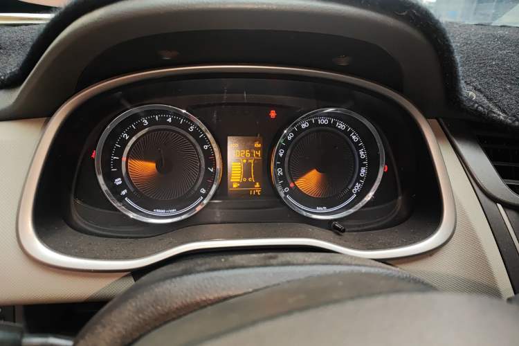 Used Chevrolet Sail 2015 Sail 3 1.5L Manual Happiness Edition
