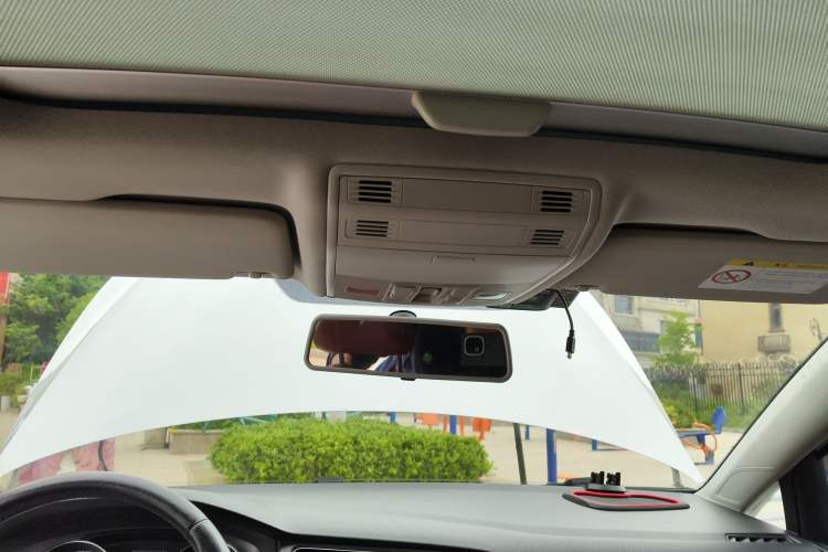 Used Volkswagen Golf 2014 1.4TSI Automatic Comfort Model Headliner