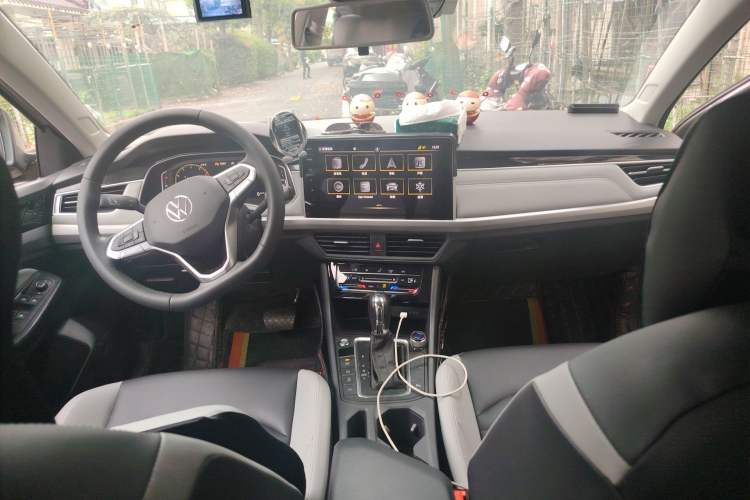 Used Volkswagen Bora 2023 280TSI DSG Prestige Edition Center Console