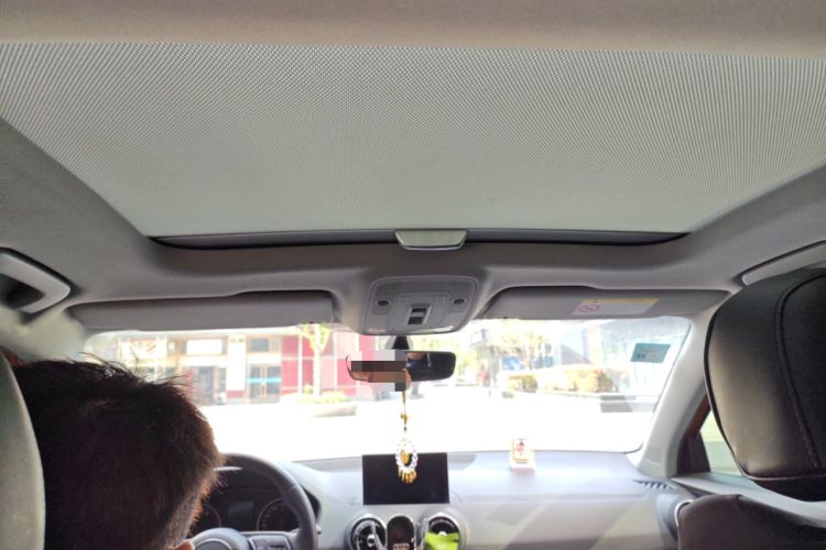 Used Audi Q2L 2018 35 TFSI Launch Exclusive Edition China VI Headliner