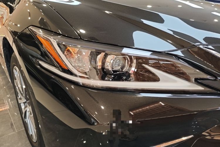 Used Lexus ES 2022 200 Excellence Edition

