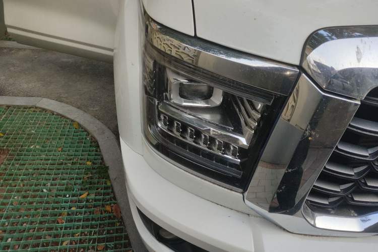 Used Great Wall King Kong Poer 2022 2.0T Manual Diesel 4x4 Navigation Version Long Bed GW4D20M