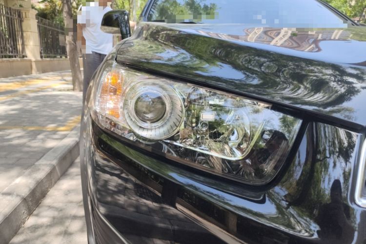 Used Chevrolet Captiva 2015 2.4L 4x4 Flagship Edition 7-Seater