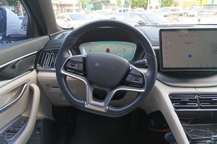 Used BYD Song PLUS New Energy 2023 Champion Edition DM-i 110KM Flagship PLUS
